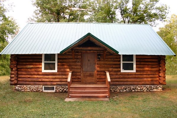 plain tin roof on log cabin