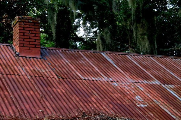 Metal Roof Rusting, Rusted Corrugated Metal Roofing